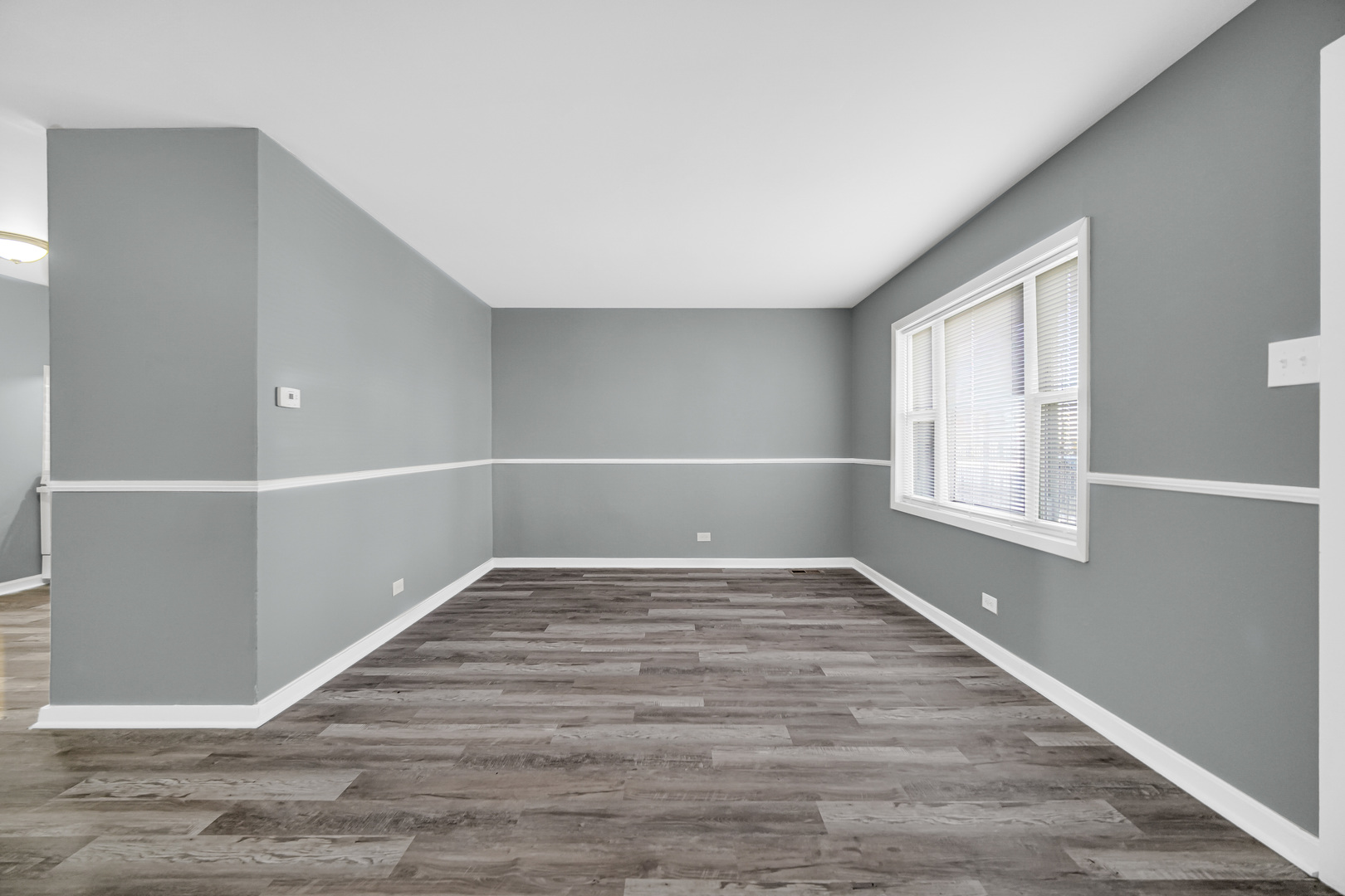 911 East 76th Street Chicago IL 60619