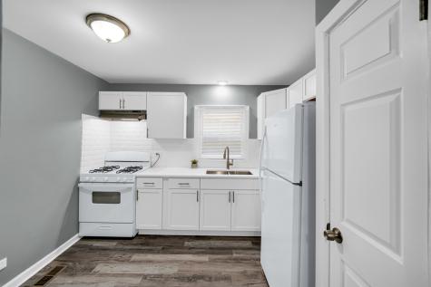 911 East 76th Street Chicago IL 60619