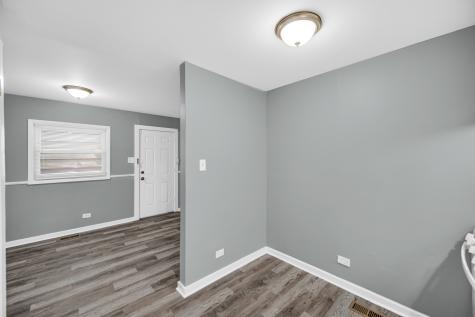 911 East 76th Street Chicago IL 60619
