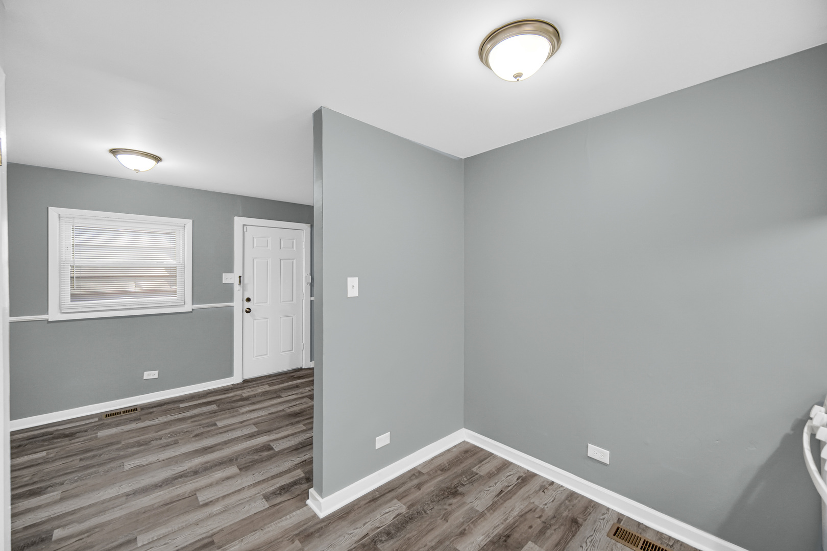 911 East 76th Street Chicago IL 60619