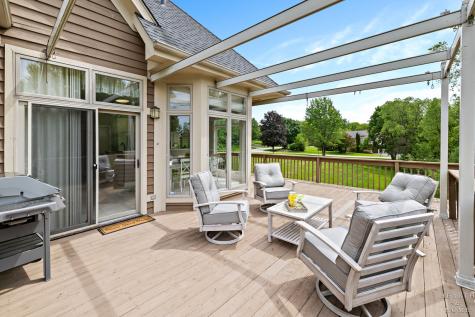 32 Rosewood Drive Hawthorn Woods IL 60047