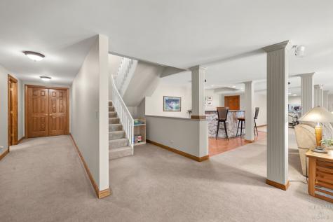 32 Rosewood Drive Hawthorn Woods IL 60047