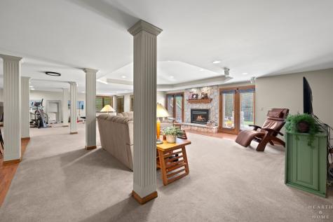 32 Rosewood Drive Hawthorn Woods IL 60047