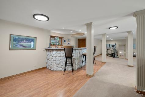 32 Rosewood Drive Hawthorn Woods IL 60047