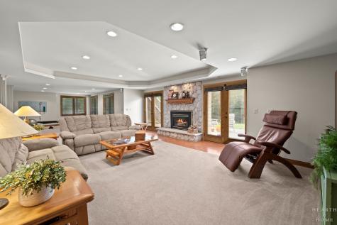 32 Rosewood Drive Hawthorn Woods IL 60047