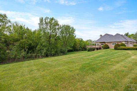 32 Rosewood Drive Hawthorn Woods IL 60047