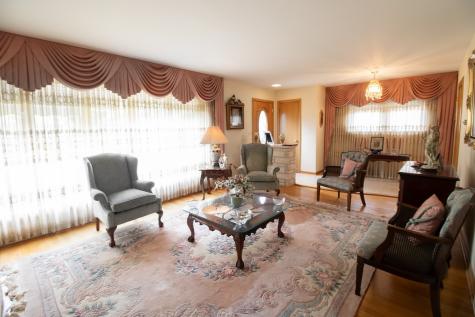 8662 North Merrill Street Niles IL 60714