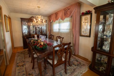 8662 North Merrill Street Niles IL 60714