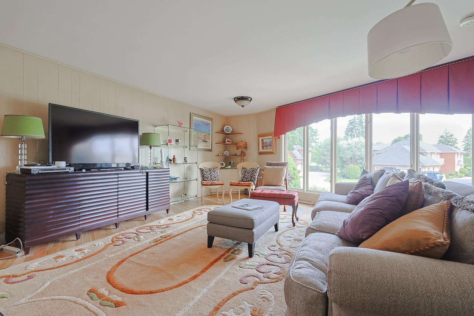 9 Camelot Drive Oak Brook IL 60523