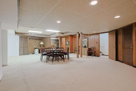 9 Camelot Drive Oak Brook IL 60523