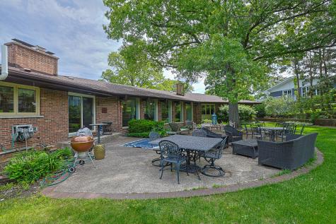 9 Camelot Drive Oak Brook IL 60523