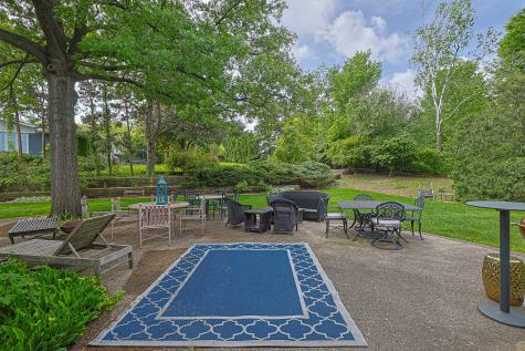 9 Camelot Drive Oak Brook IL 60523