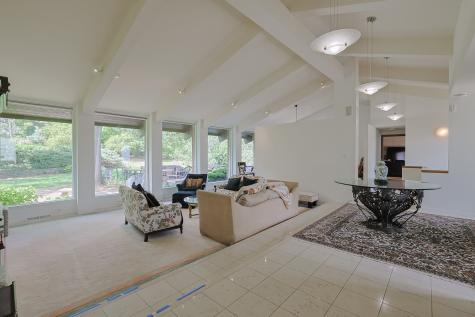 9 Camelot Drive Oak Brook IL 60523