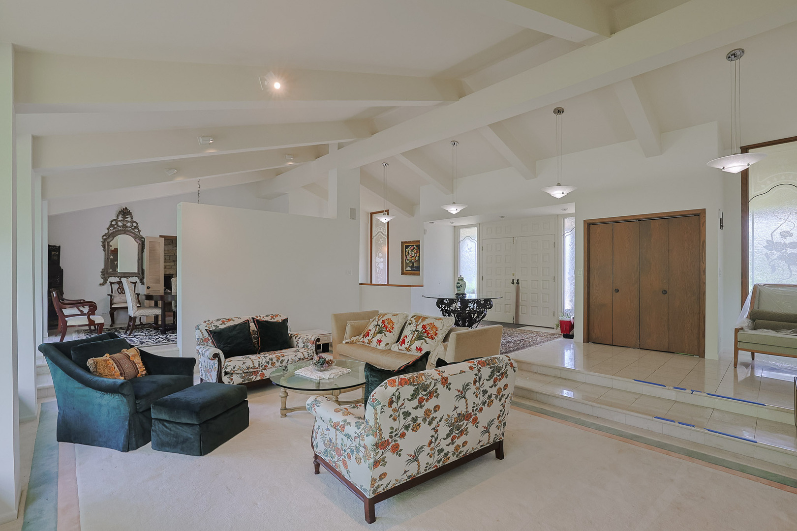 9 Camelot Drive Oak Brook IL 60523