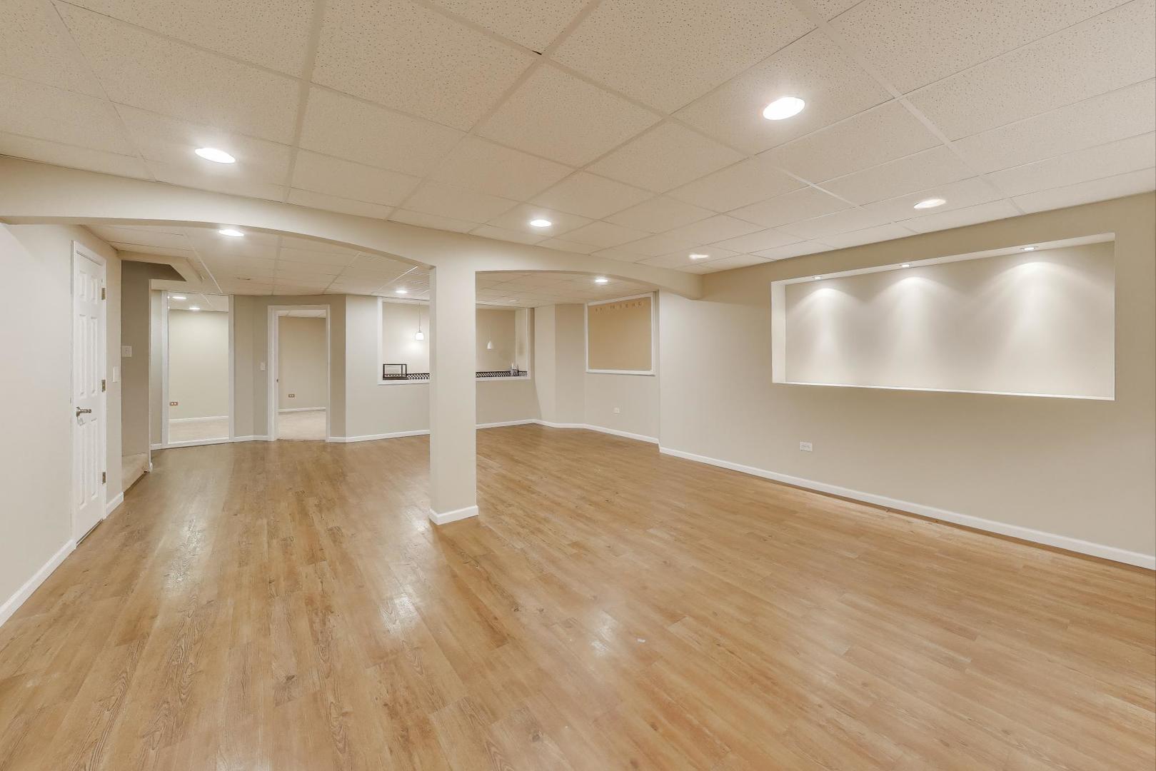 9699 Fairfield Road Huntley IL 60142
