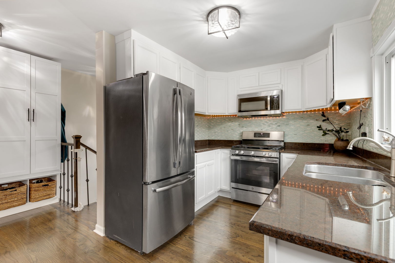 3439 West Hirsch Street Chicago IL 60651