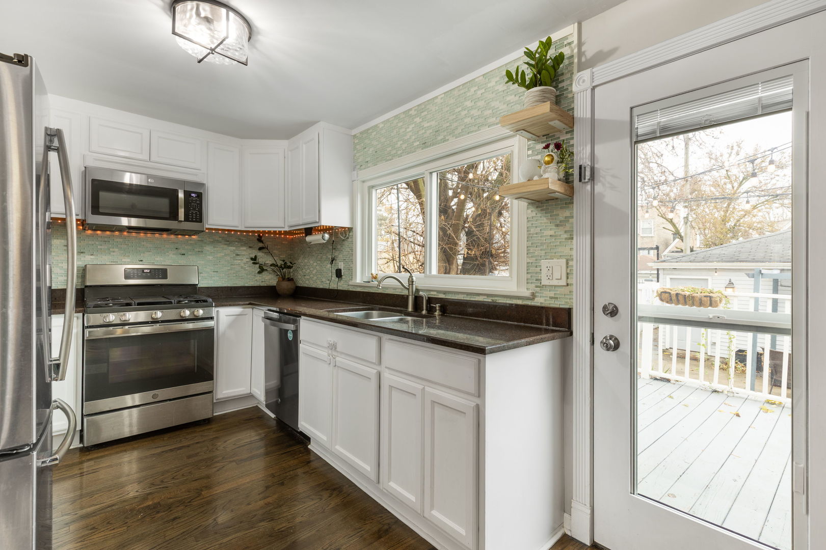 3439 West Hirsch Street Chicago IL 60651