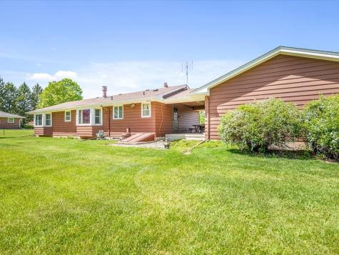 9640 Cunningham Road Winnebago IL 61088