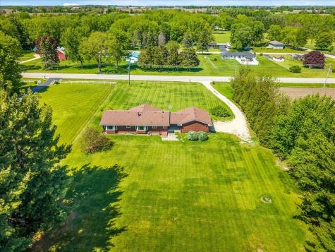 9640 Cunningham Road Winnebago IL 61088