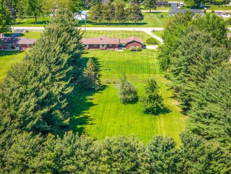 9640 Cunningham Road Winnebago IL 61088