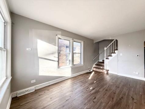 10921 South Avenue H Chicago IL 60617