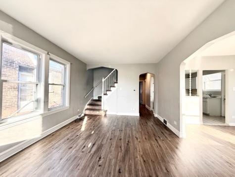10921 South Avenue H Chicago IL 60617