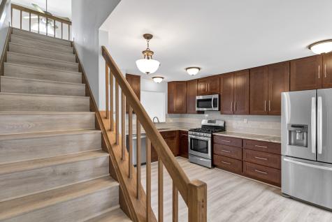 379 Ascot Lane Streamwood IL 60107