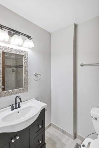 379 Ascot Lane Streamwood IL 60107