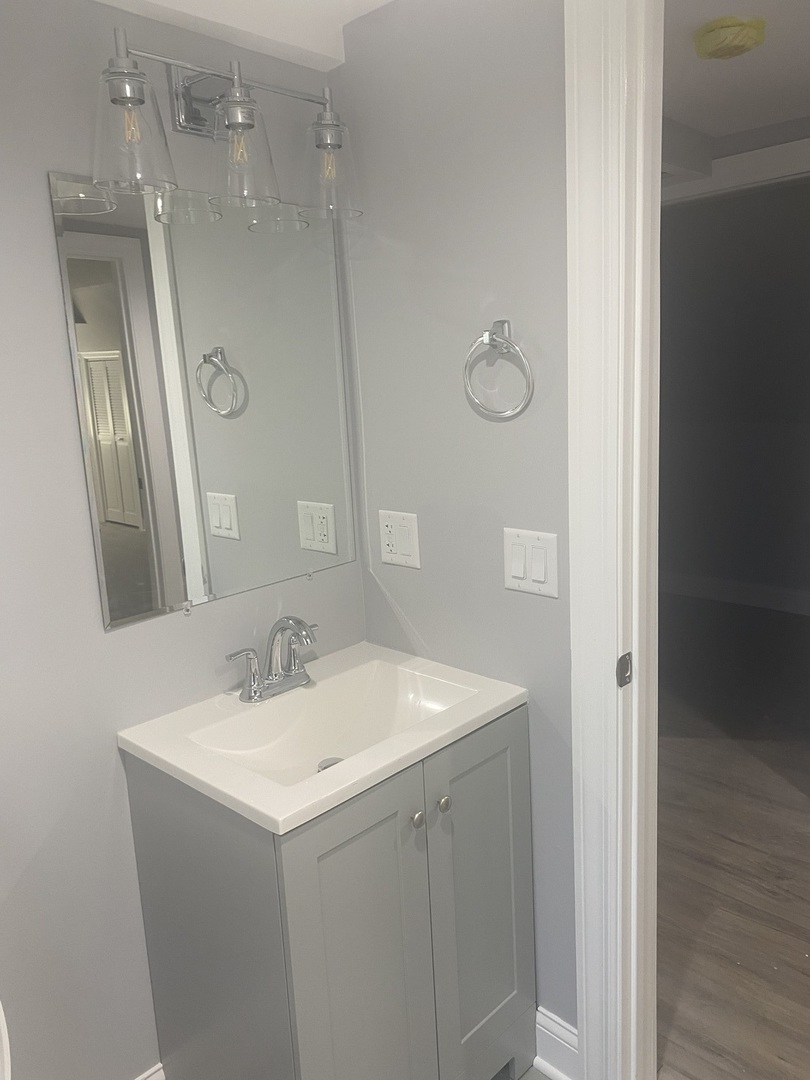 12053 South Michigan Avenue Chicago IL 60628