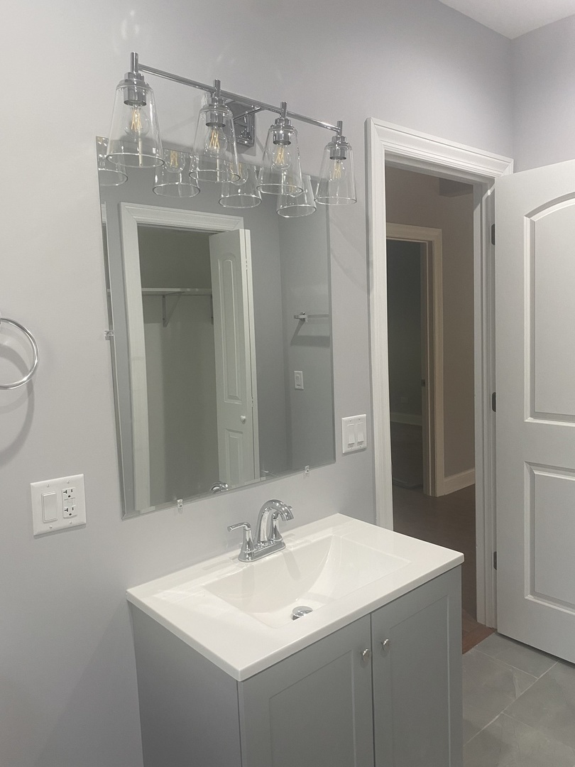 12053 South Michigan Avenue Chicago IL 60628