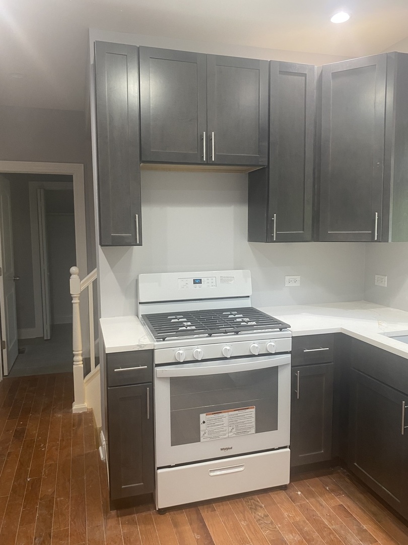 12053 South Michigan Avenue Chicago IL 60628