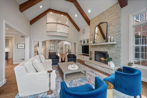 930 Woodland Drive Glenview IL 60025