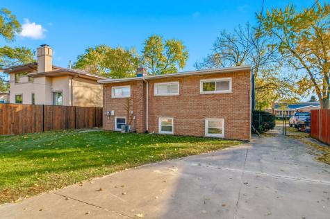 4024 West 106th Street Oak Lawn IL 60453