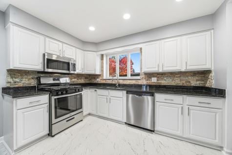 4024 West 106th Street Oak Lawn IL 60453