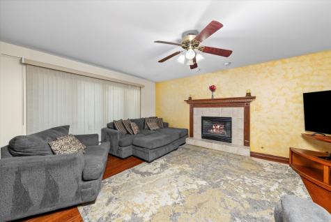 21218 Shannon Avenue Matteson IL 60443