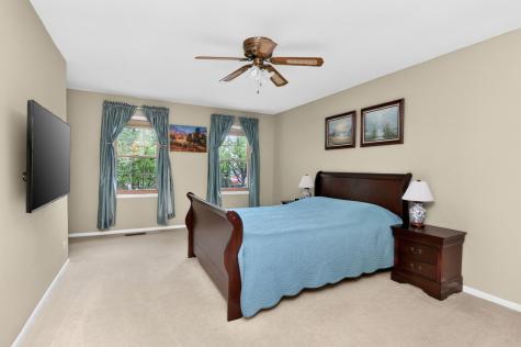 337 West Scarborough Court Bloomingdale IL 60108