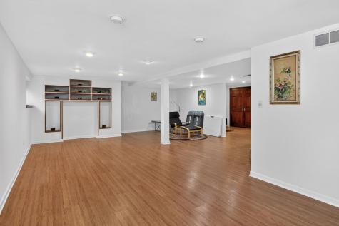 337 West Scarborough Court Bloomingdale IL 60108