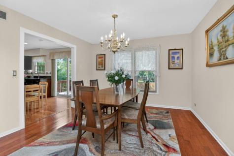 337 West Scarborough Court Bloomingdale IL 60108