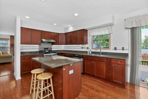 337 West Scarborough Court Bloomingdale IL 60108