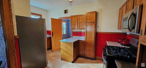 511 South Bloomington Street Streator IL 61364