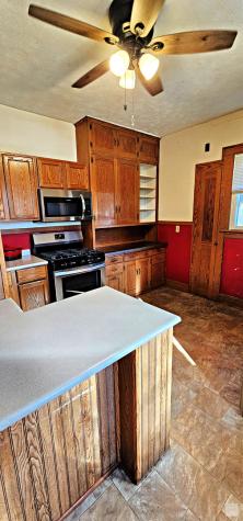 511 South Bloomington Street Streator IL 61364