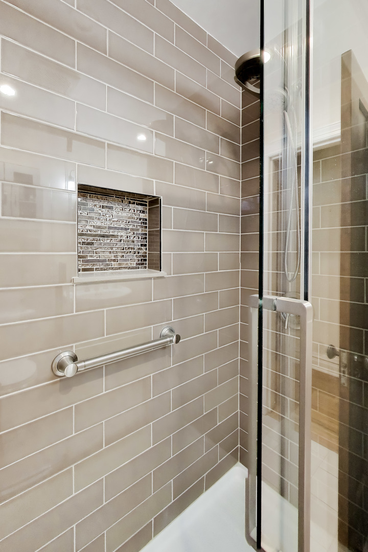 4329 North Mason Avenue Chicago IL 60634