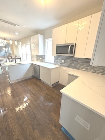 9432 South Vernon Avenue Chicago IL 60619