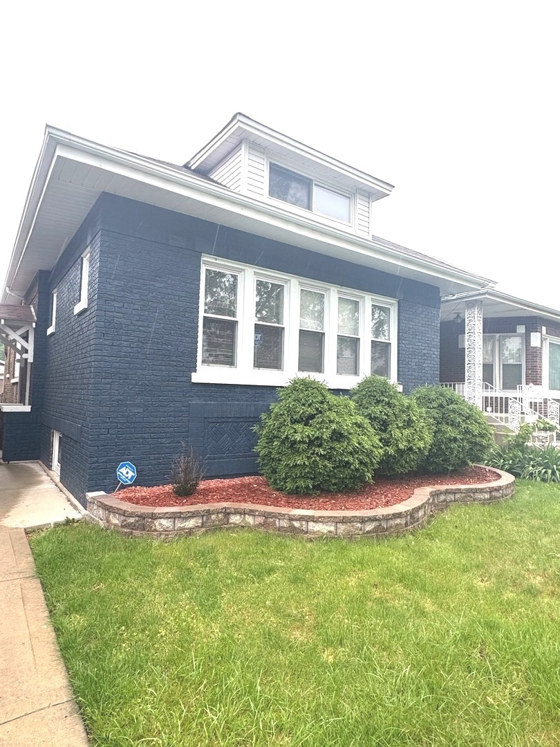 9432 South Vernon Avenue Chicago IL 60619