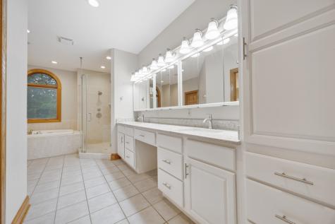 8811 Ryan Court Kingston IL 60145