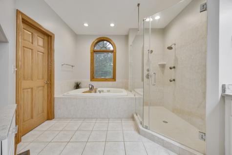 8811 Ryan Court Kingston IL 60145