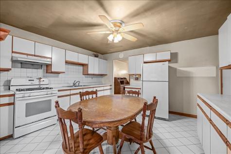 913 Mulberry Lane Streamwood IL 60107