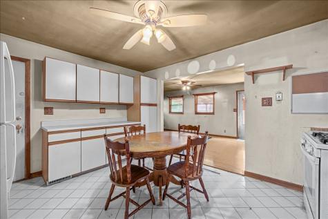 913 Mulberry Lane Streamwood IL 60107