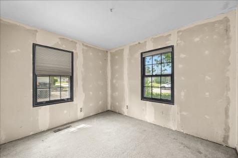 913 Mulberry Lane Streamwood IL 60107