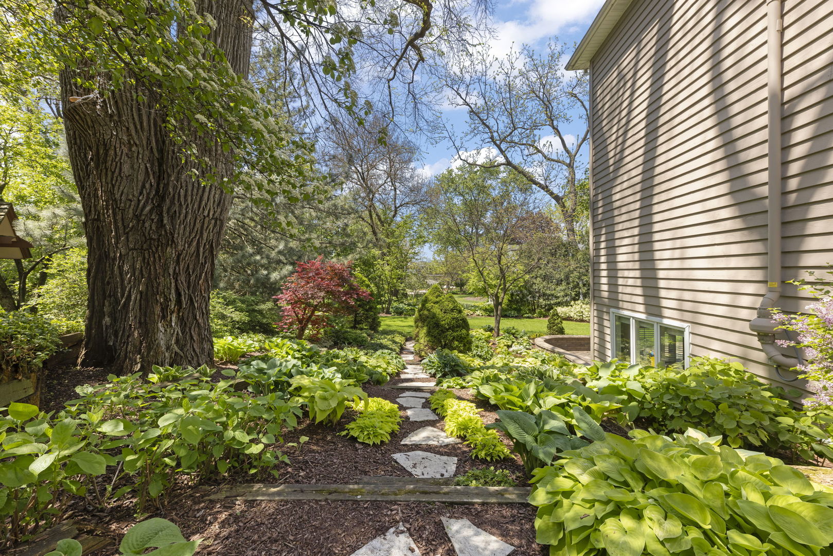 1262 Midwest Lane Wheaton IL 60189